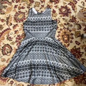Black lace dress white lining, sleeveless CUTE G16